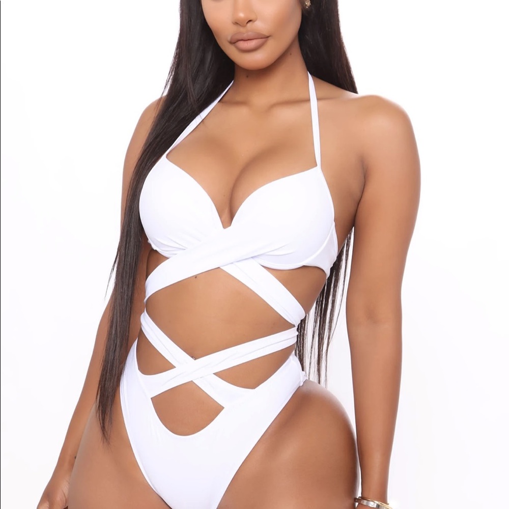 Fashion Nova Watch Me Tan 2 Piece Bikini White M&L